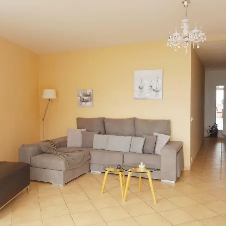 Apartment Lina Mogan